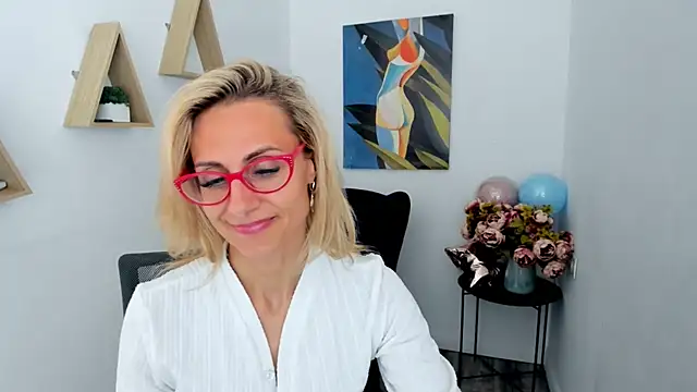 MuseOfStage live XXX chat