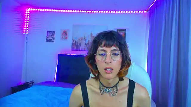 goth_minerva live XXX chat