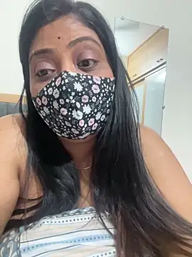 Hornyswati's Live XXX Chat