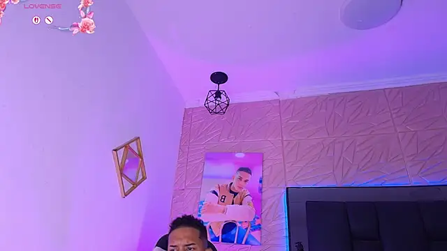 צ'אט XXX בשידור חי של dilan_alfonzo