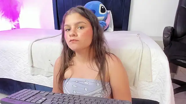 חדר צ'אט בשידור חי של AmayaVale