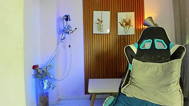 Afrowayuu's Live XXX Chat