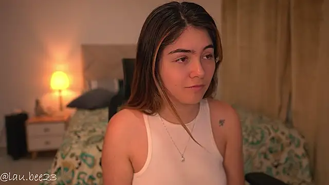 Živý XXX chat Lau_Bee