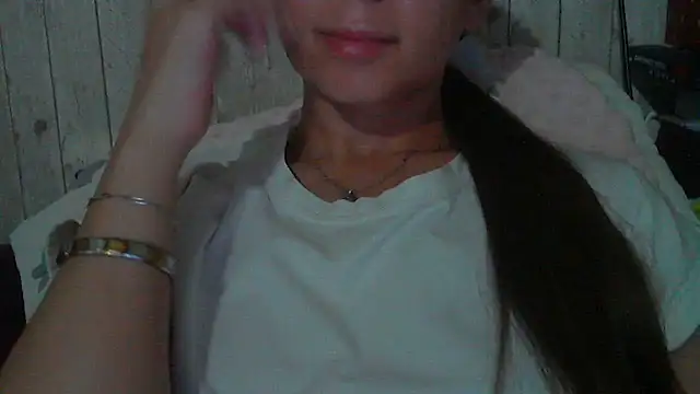 Bella--White Obrolan Langsung XXX