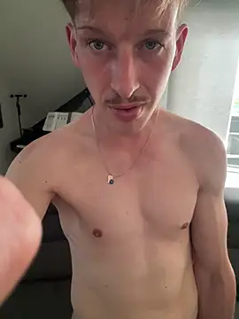 Вебкам-шоу creampieboytim