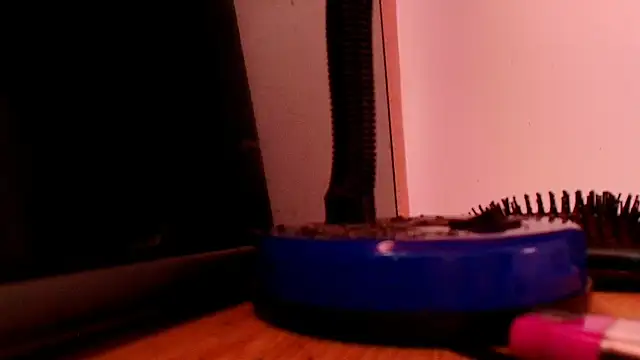 queenaliice's Live XXX Chat
