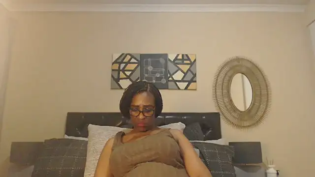 Creamyass22's Webcam Show