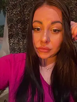 DaisyStreet's Live XXX Chat