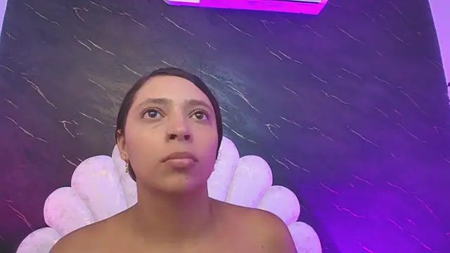 Czat XXX na żywo – _MiaBrown_