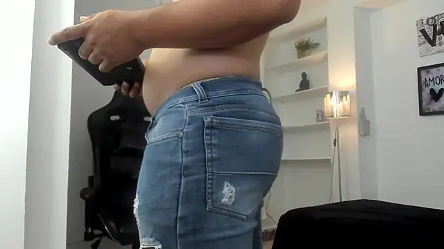 Show modela Elgranfranco24s na web-kameri