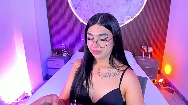 RoseCassie Show in webcam