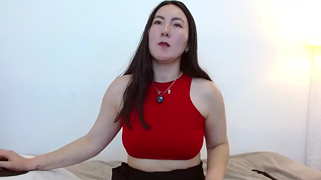 Elle_Lee_n Webbikameraesitys