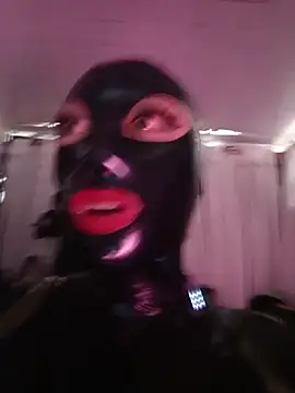 Czat XXX na żywo – LatexDevil_Blondie