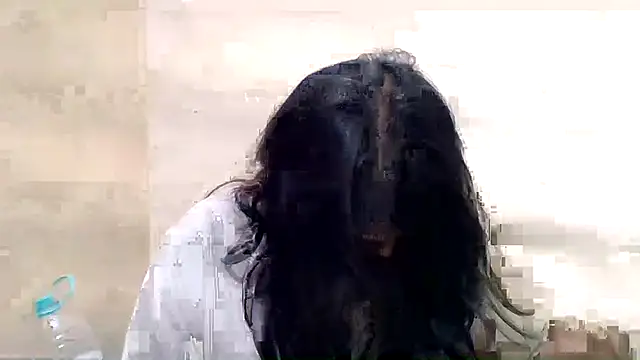 Show modela Ruchi_Singh0 na web-kameri