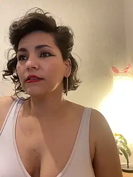 eva_luz Adlı Modelin Canlı XXX Sohbeti