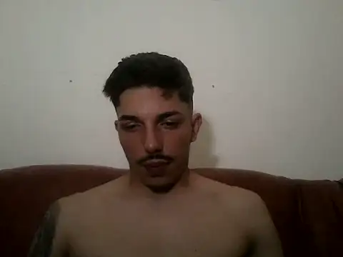 Онлайн чат XXX danbig01