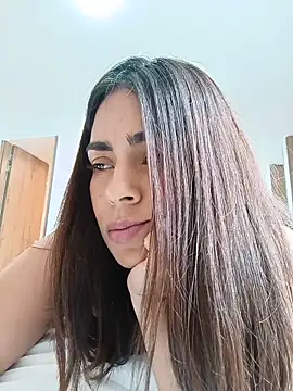 Ivanna2 Adlı Modelin Canlı XXX Sohbeti