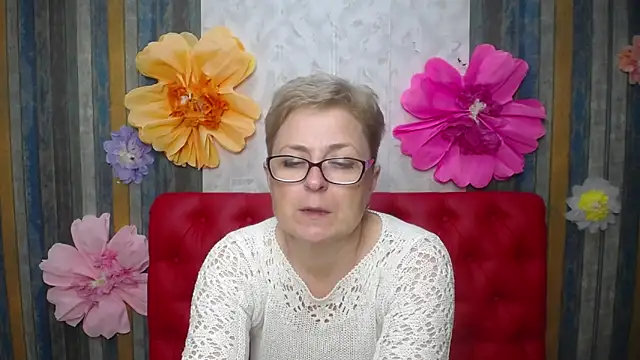 XXX chat uživo modela EmiliaGree