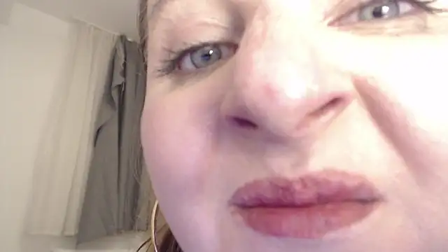 JessicaBake Show in webcam