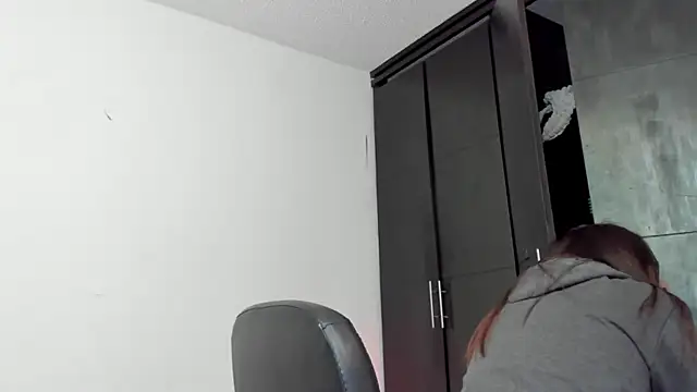 LilyGarcia Chat XXX live