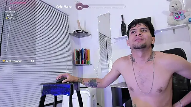 Show modela StefanoBigCock na web-kameri