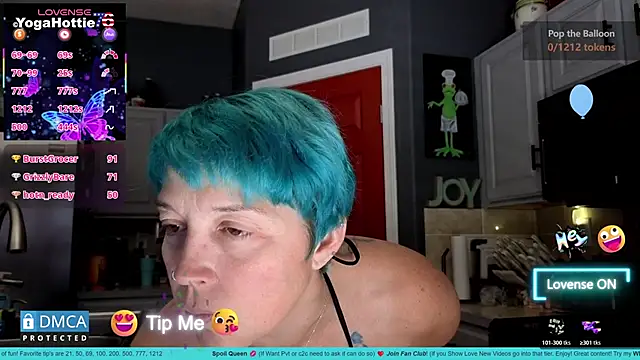 YogaHottie76n Live XXX chat