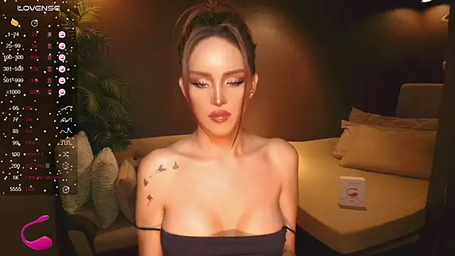 xxMADAMExx Adlı Modelin Web Kamerası Şovu