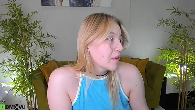Colleen_Blake Live XXX-Chat