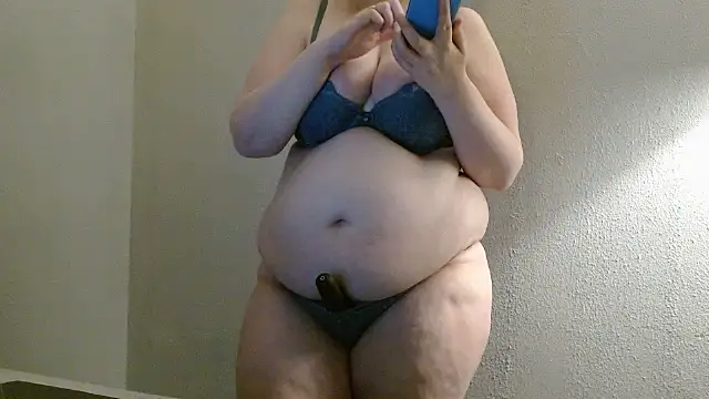 desiree1981 live XXX chat