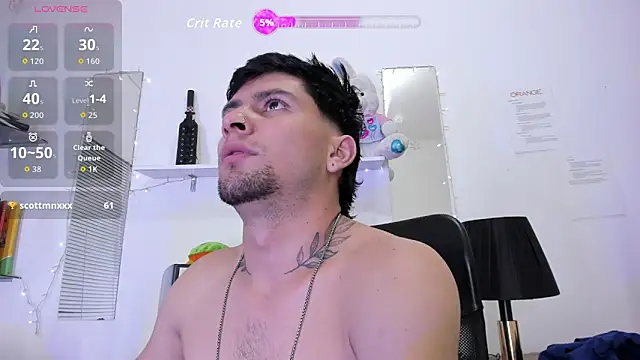 StefanoBigCock Show in webcam