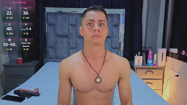 LeoMonnroe's Live XXX Chat