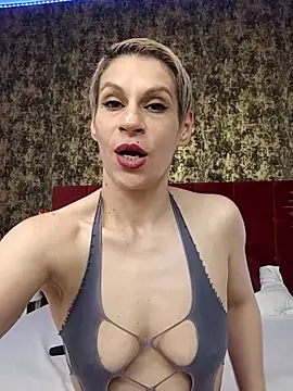 Chat XXX en directo de KittyDesiree