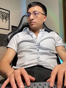 Dereck_Klain Show Webcam