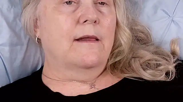 دردشة Kaitlyn_Winters الجنسية المباشرة