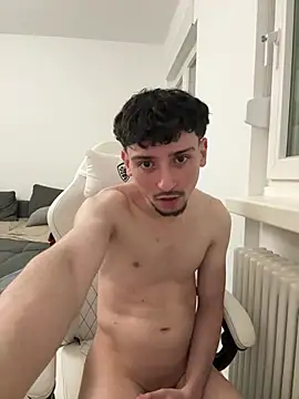 Philiphotboy's Live XXX Chat