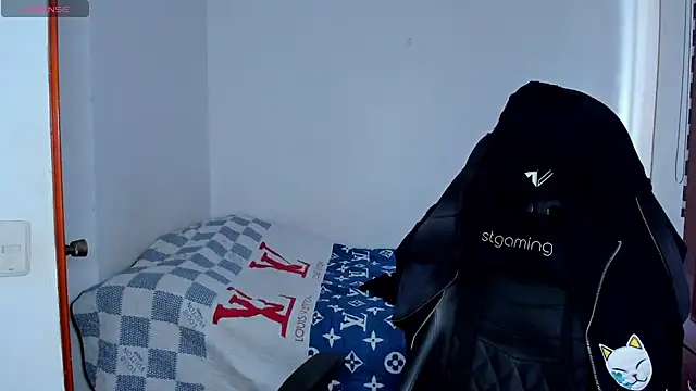 Tommy_Bred 网络视讯表演
