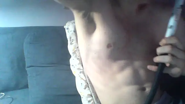 Show modela KaelNox na web-kameri