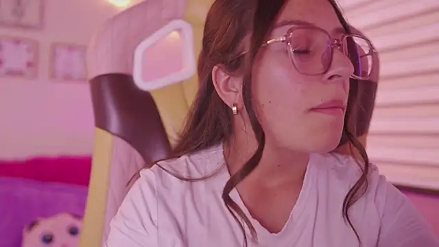 milly_kenner – Naživo XXX chat