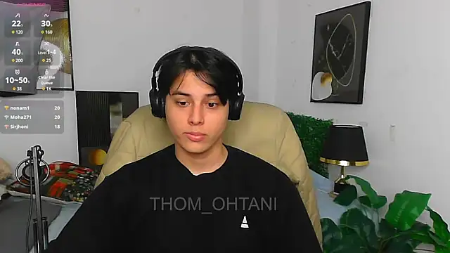Thom_Ohtani Chat XXX in diretta