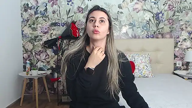 Živý XXX chat RoseDiamond06