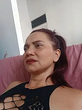 Amanda39 লাইভ XXX চ্যাট