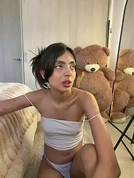 ZaraLuuv Chat XXX in diretta