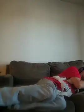 yourMasterisBored Show in webcam