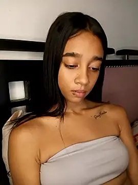 Zoe_Sweett18 Chat XXX in diretta