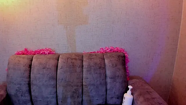 Chatroom XXX en direct de Julieth_Caandy