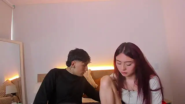 Kenji_n_Rousse Adlı Modelin Canlı XXX Sohbeti