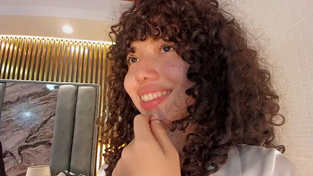 Chloe_and_Violeta's Live XXX Chat
