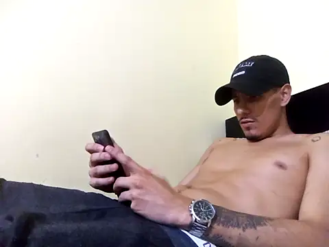 lok2321 Chat XXX live