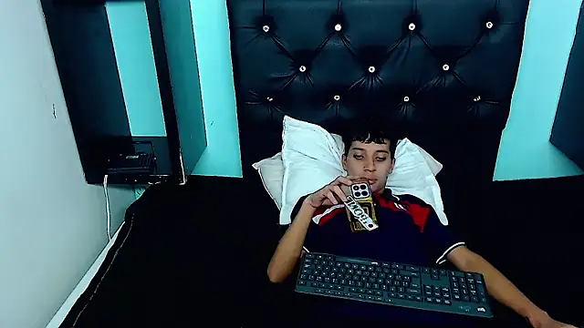 jl_brayan12 Chat XXX in diretta