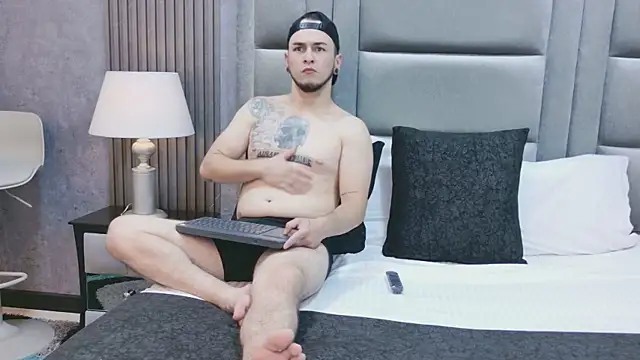 GyaAndRyan Webcam show